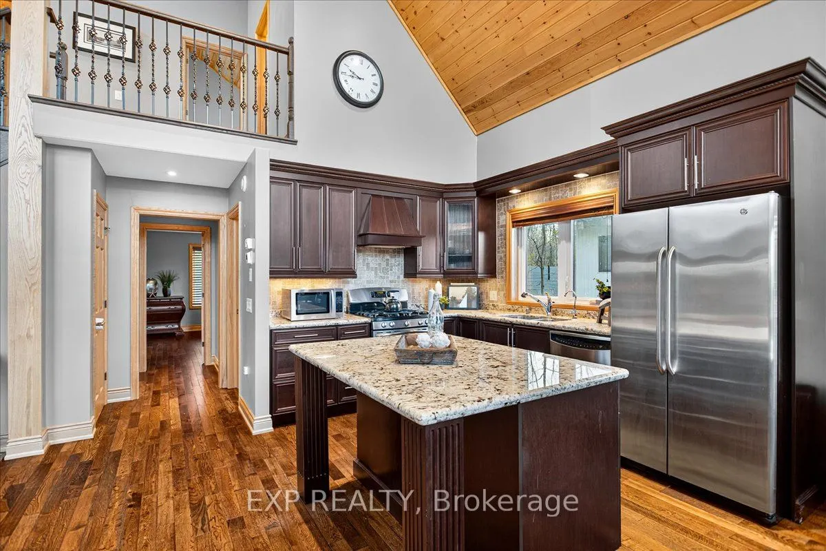 192 Sunset Boulevard