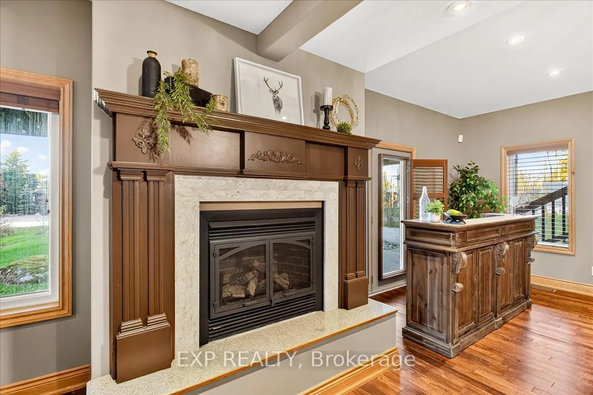 192 Sunset Boulevard