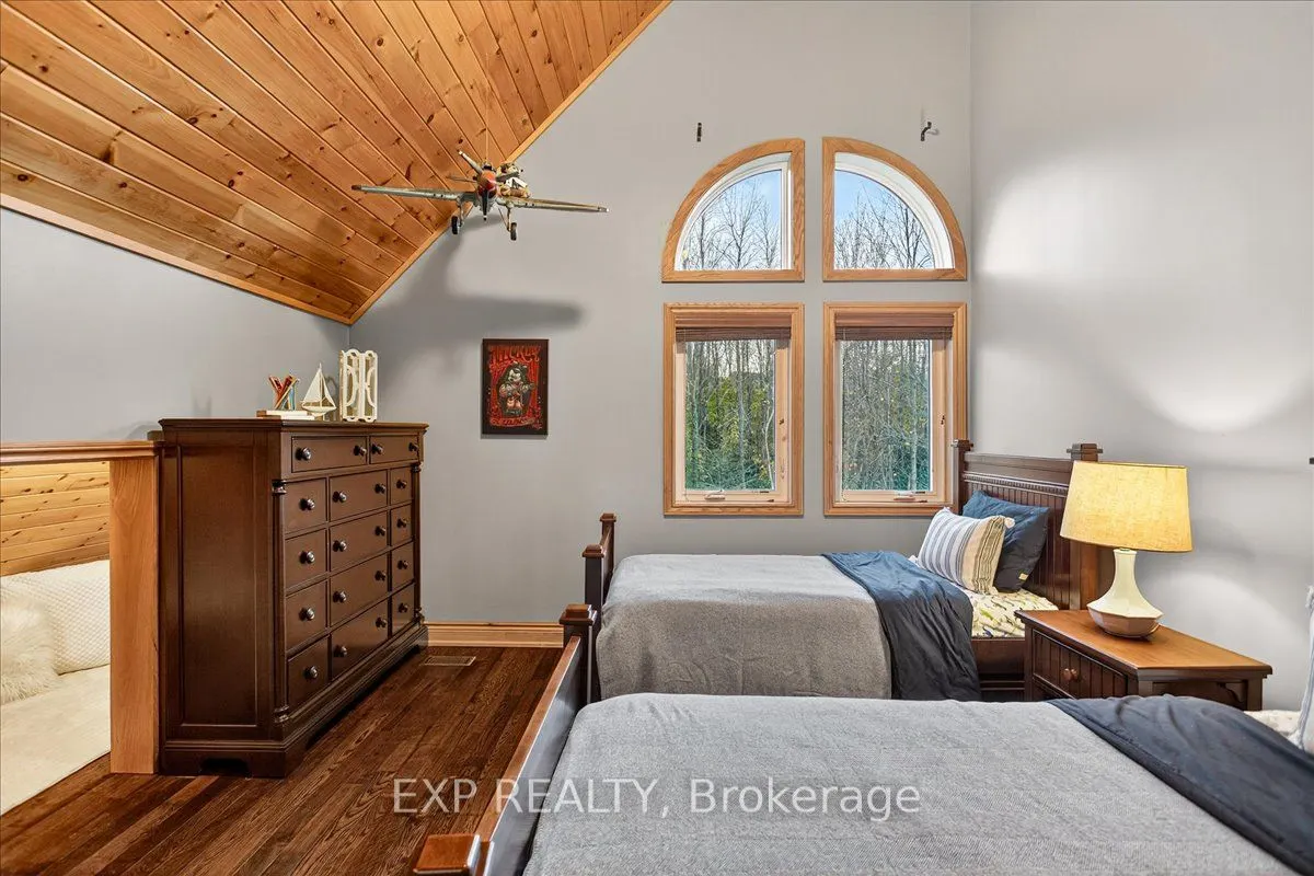 192 Sunset Boulevard