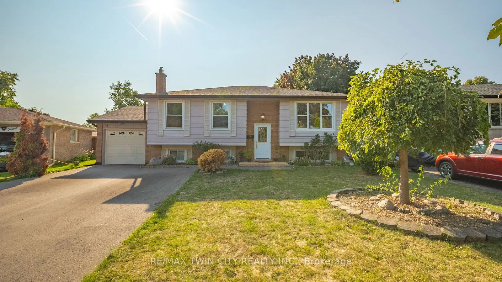 14 Melbourne Crescent