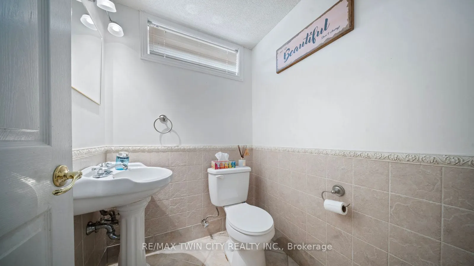 14 Melbourne Crescent