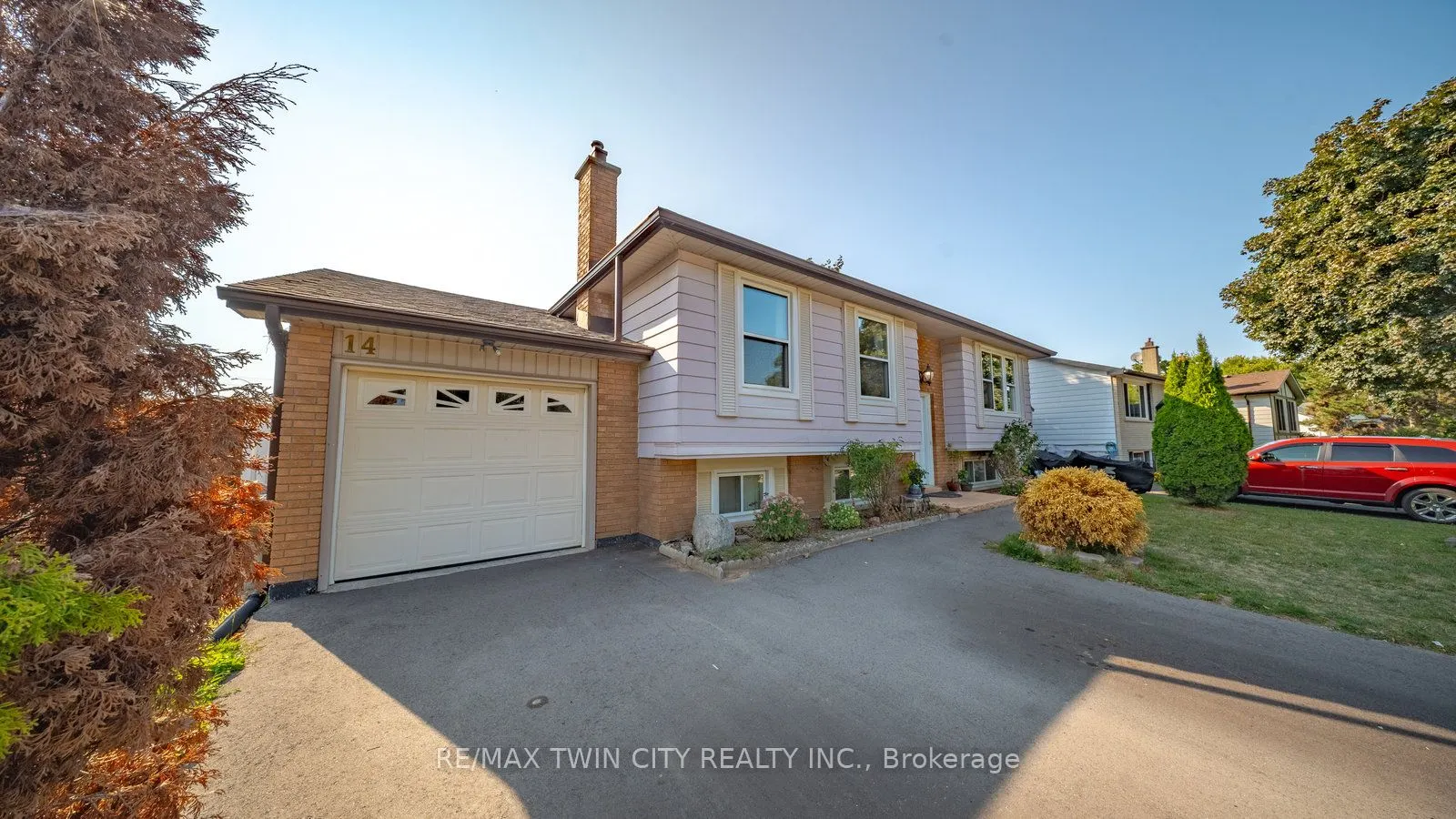 14 Melbourne Crescent