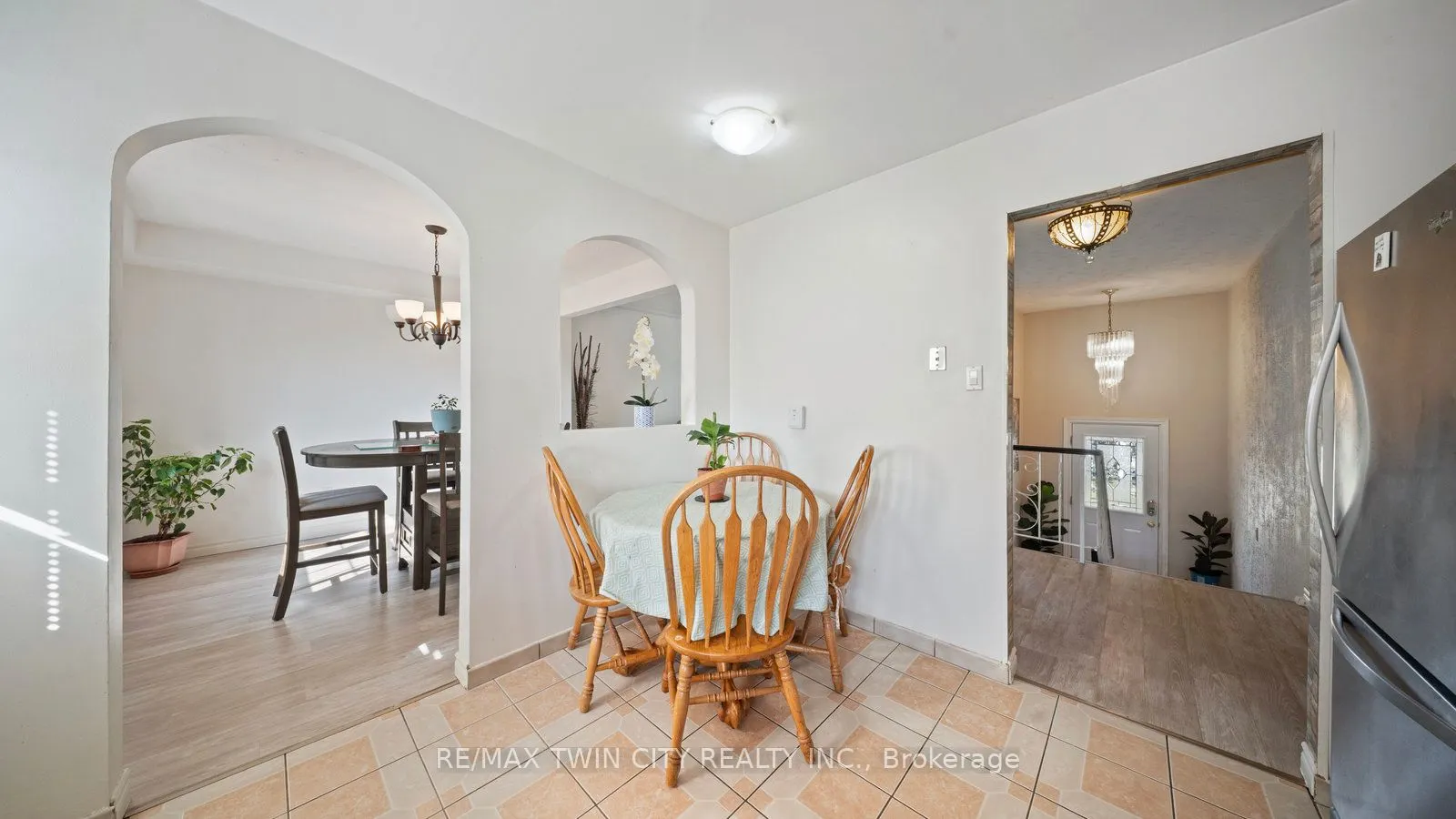 14 Melbourne Crescent