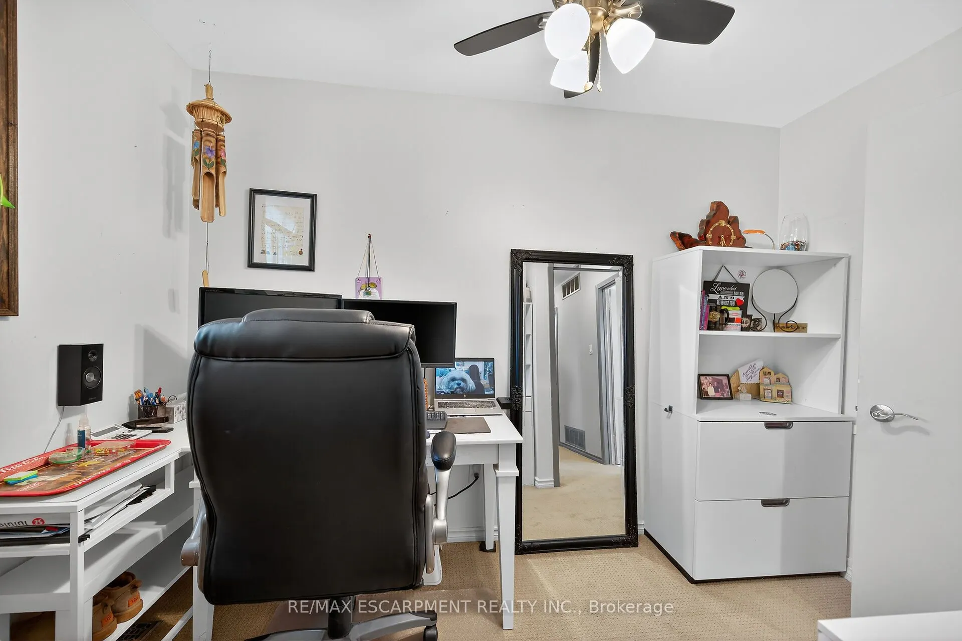 211 Birchcliffe Crescent