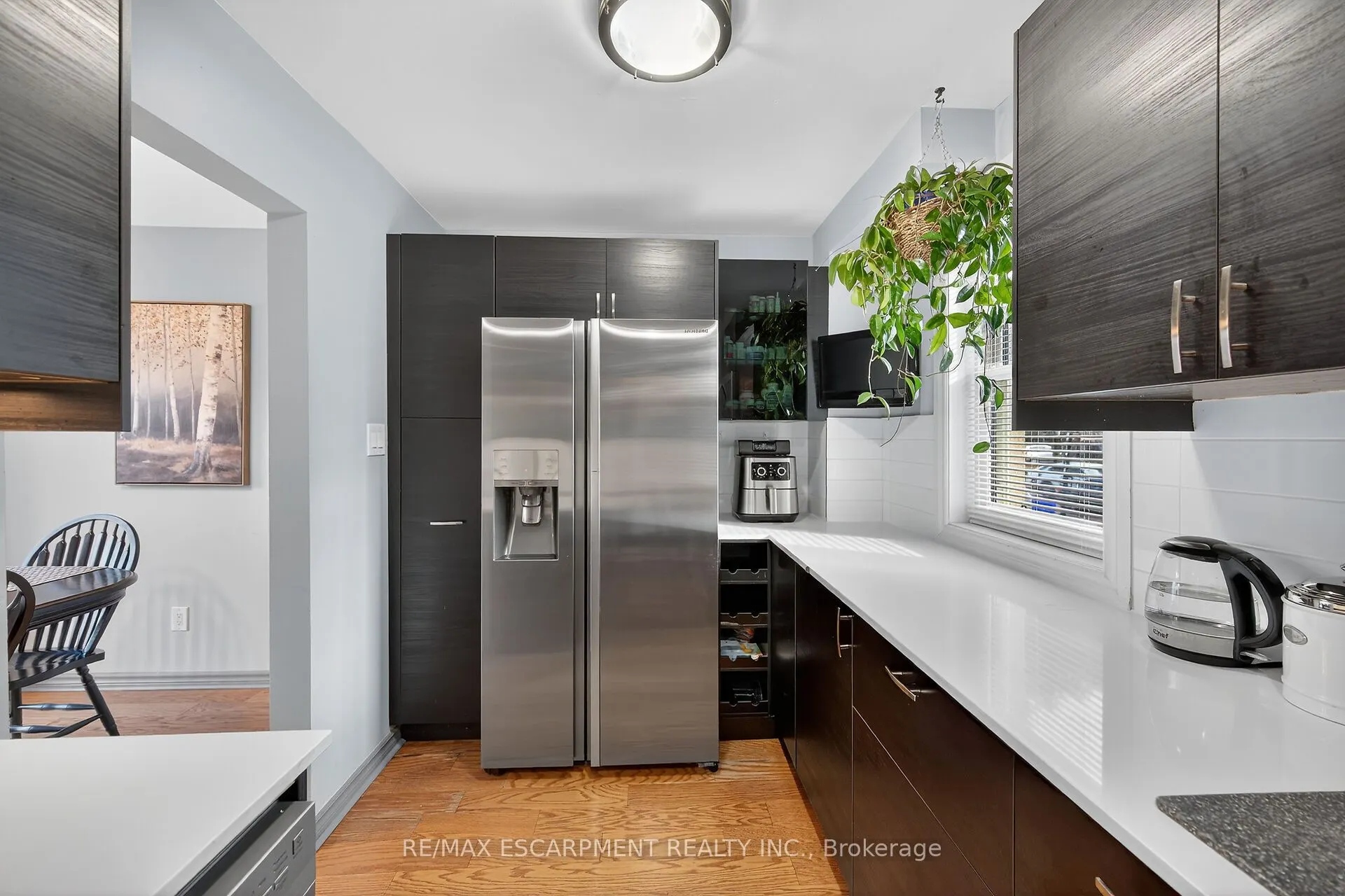 211 Birchcliffe Crescent