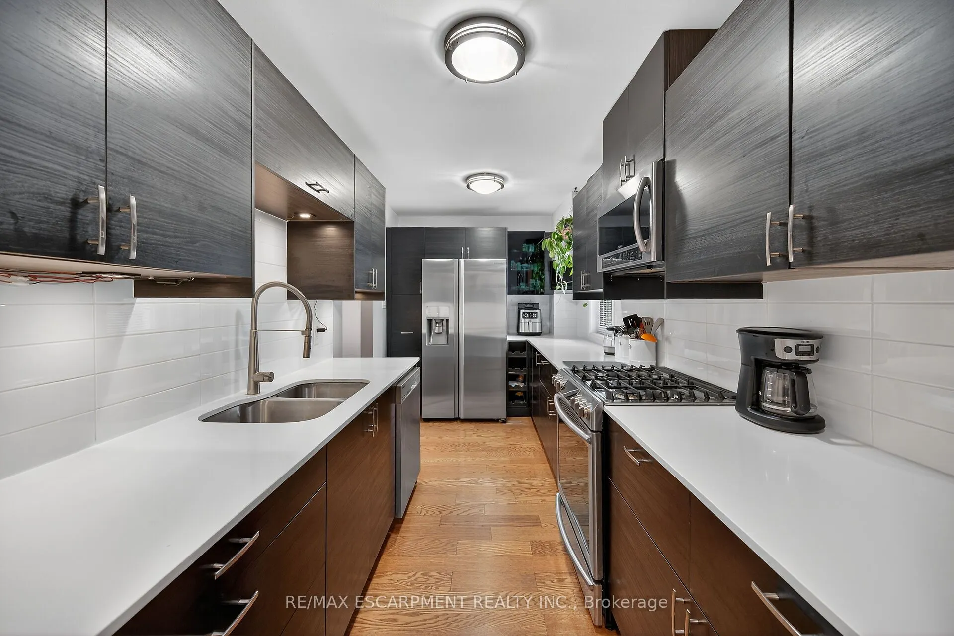 211 Birchcliffe Crescent