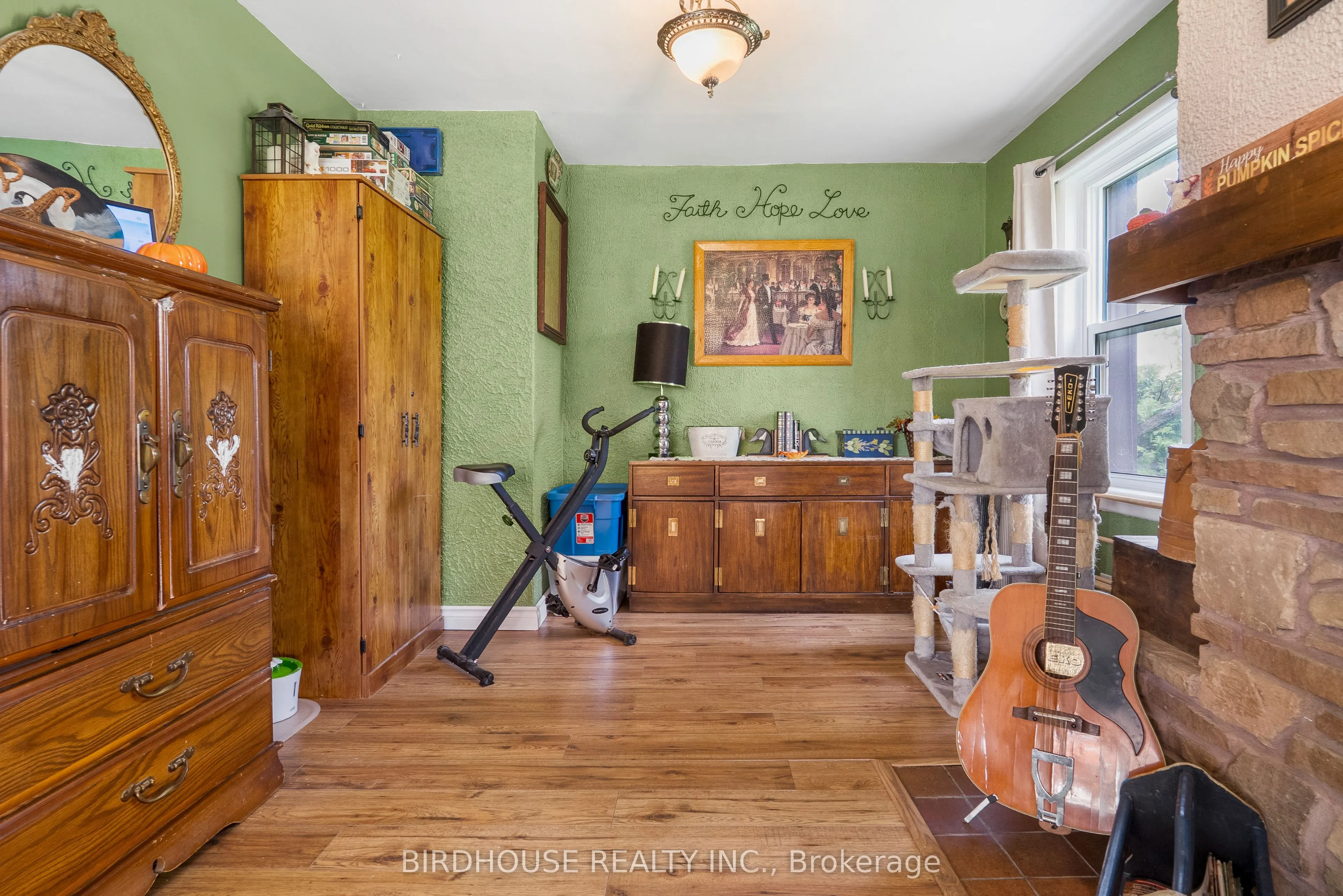 101 Maple Lane Drive