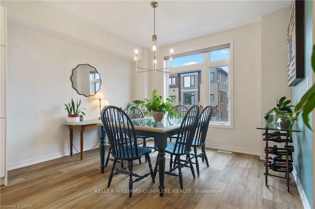 52 CADWELL Lane, #52