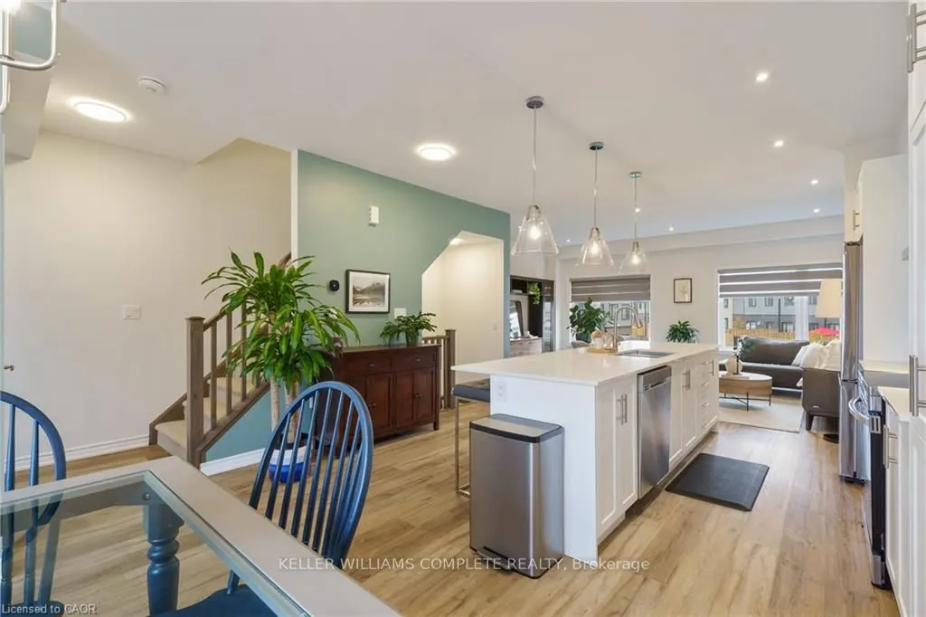 52 CADWELL Lane, #52