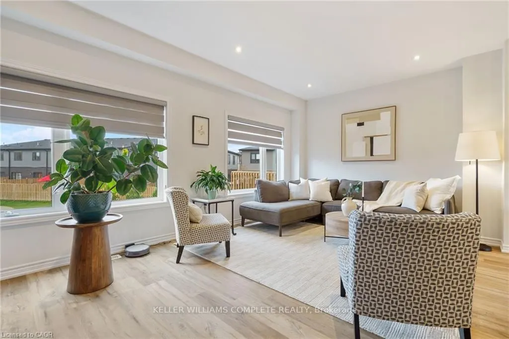 52 CADWELL Lane, #52