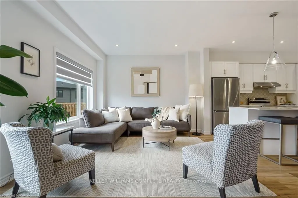 52 CADWELL Lane, #52