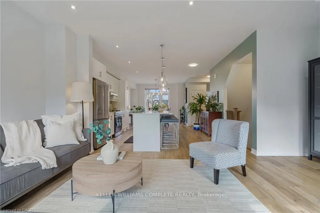 52 CADWELL Lane, #52