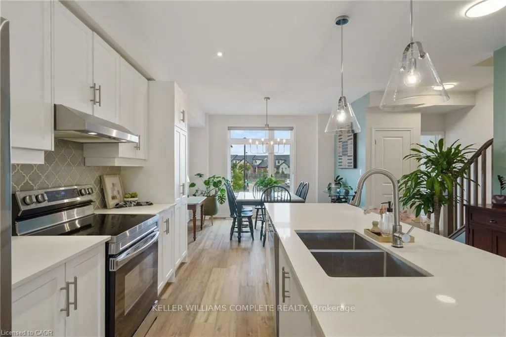 52 CADWELL Lane, #52