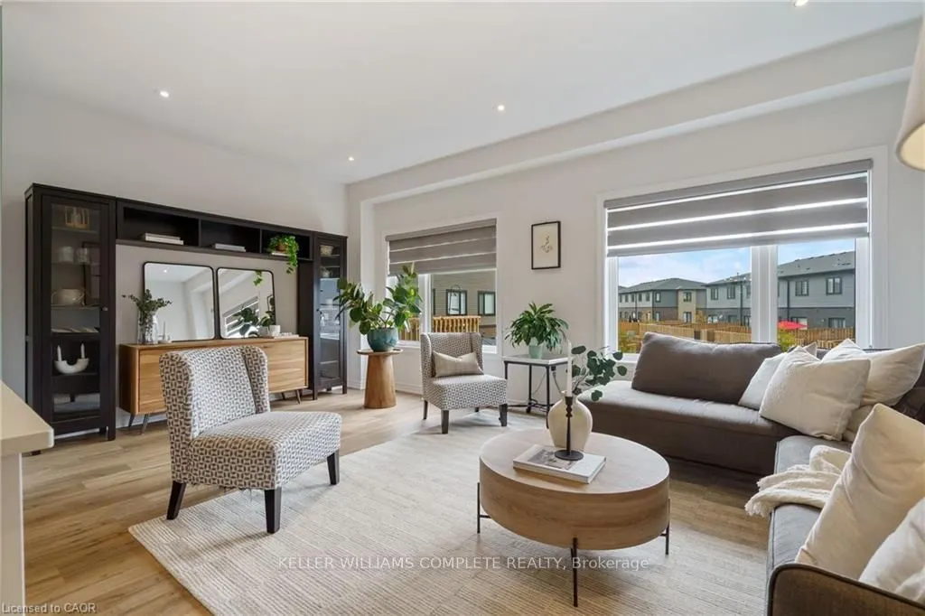 52 CADWELL Lane, #52