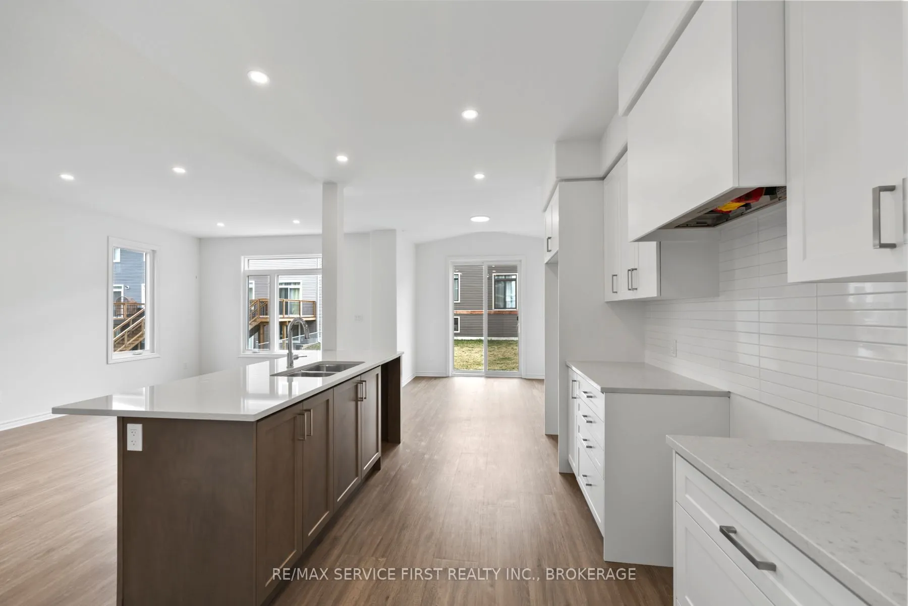 1325 Turnbull Way, #E71