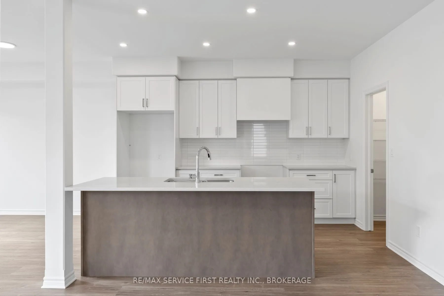 1325 Turnbull Way, #E71