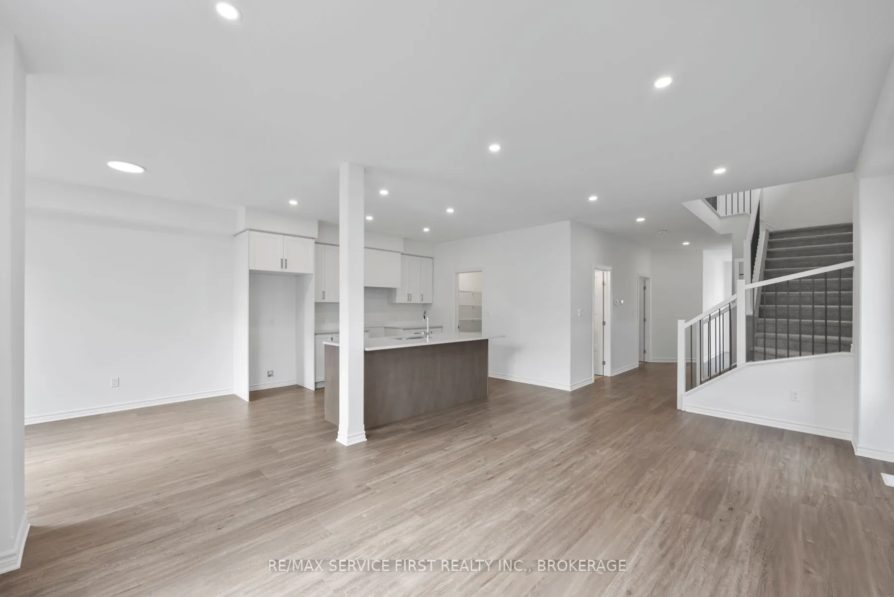 1325 Turnbull Way, #E71