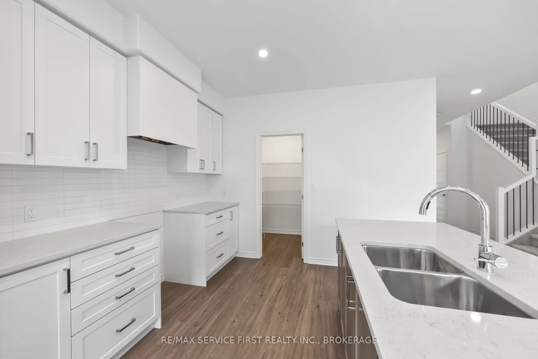 1325 Turnbull Way, #E71