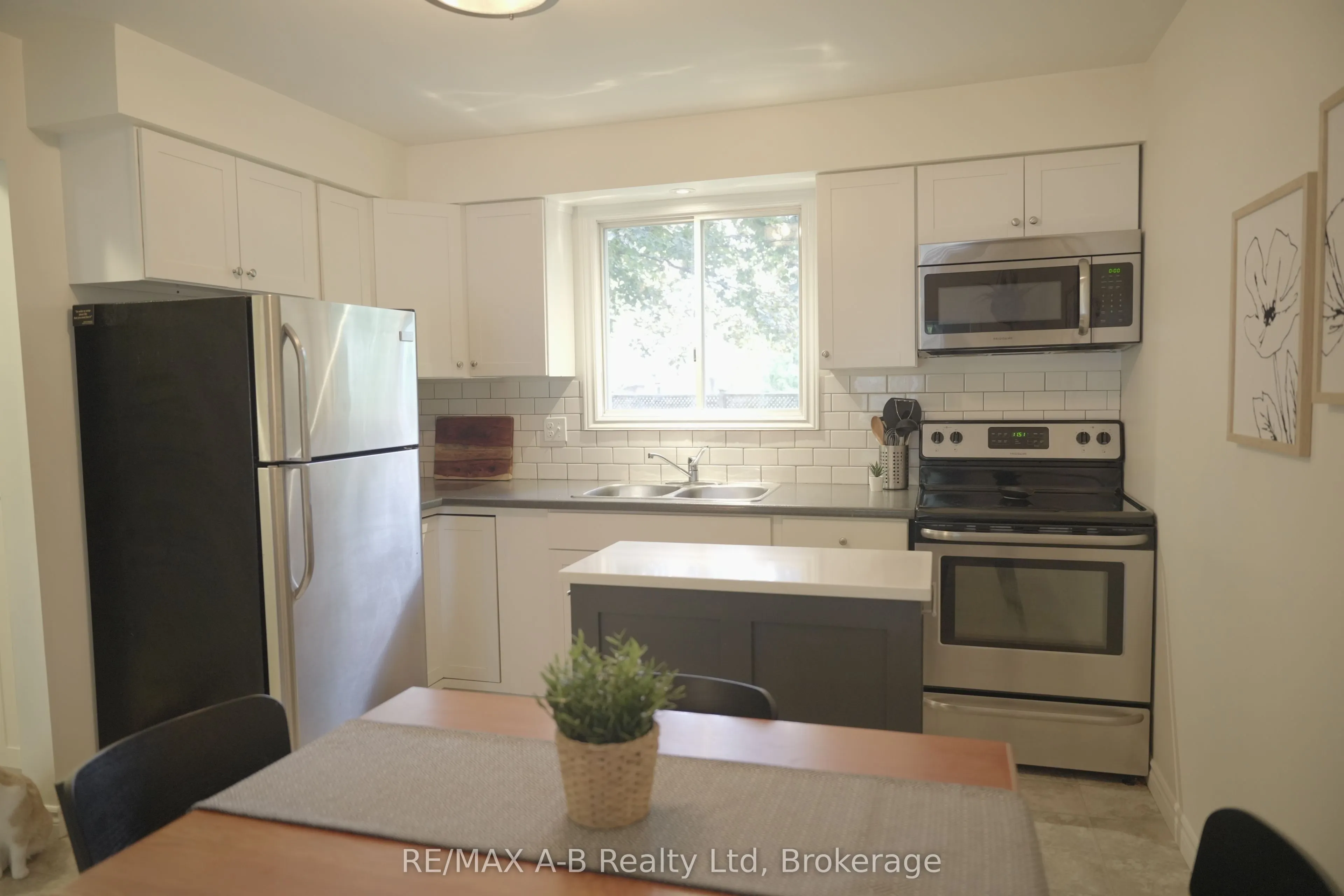 175 Vermont Street, #A