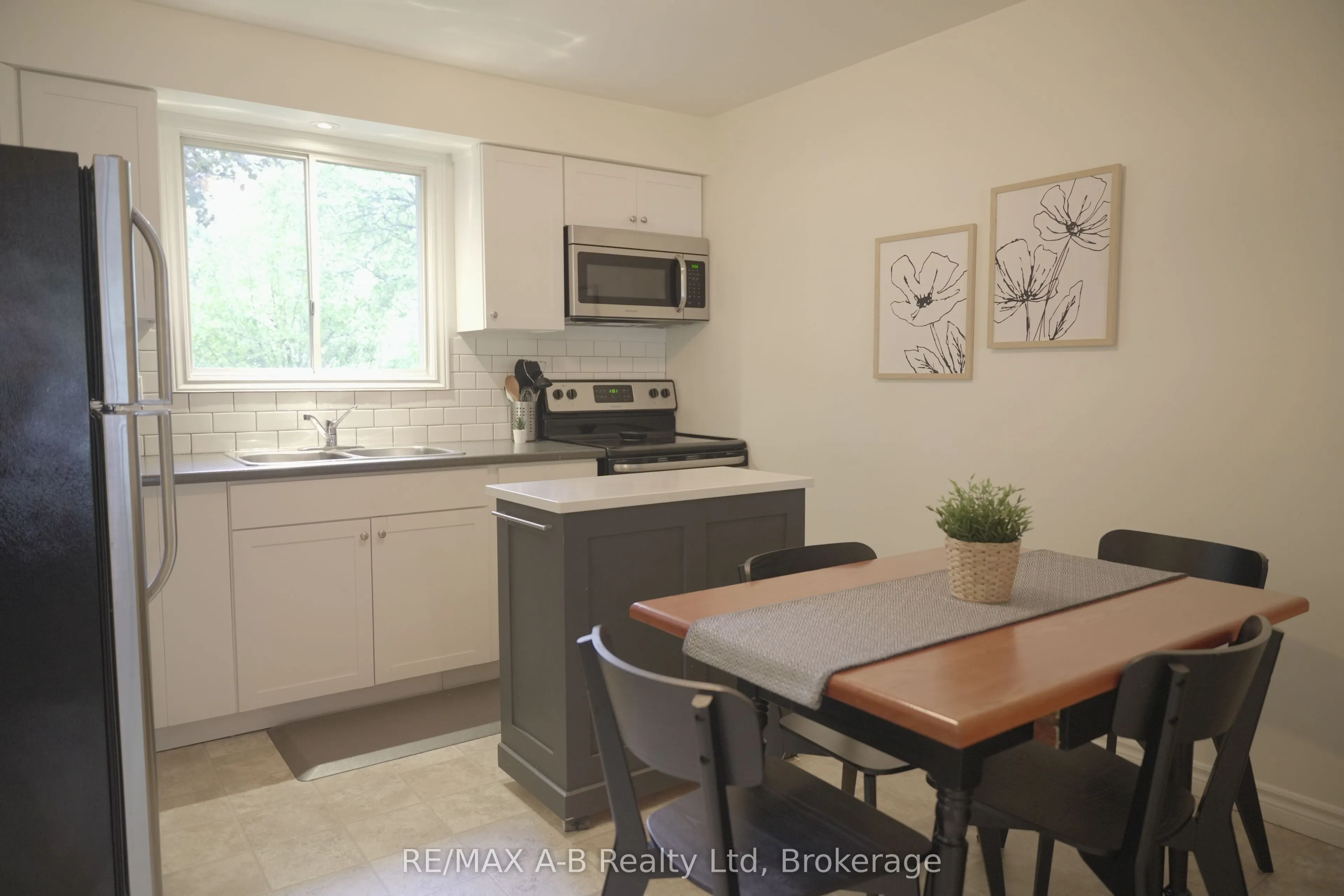 175 Vermont Street, #A