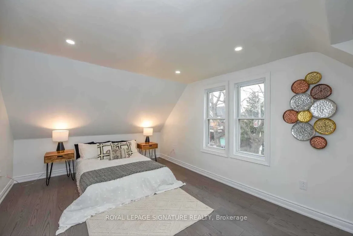 50 Barnesdale Avenue N