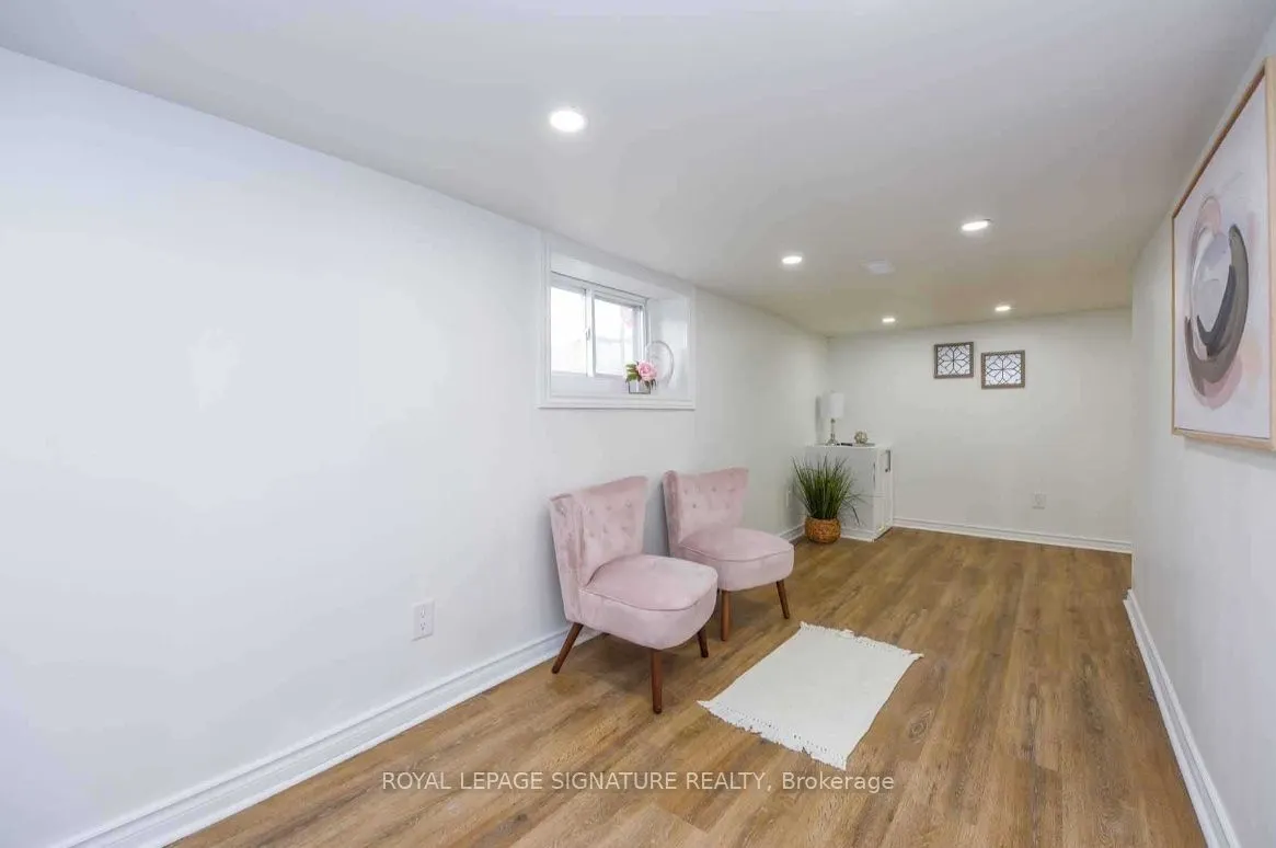 50 Barnesdale Avenue N