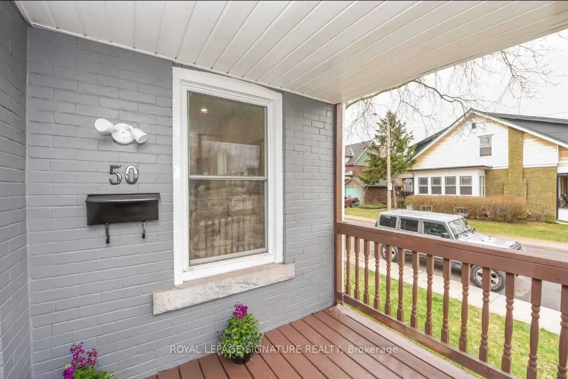 50 Barnesdale Avenue N