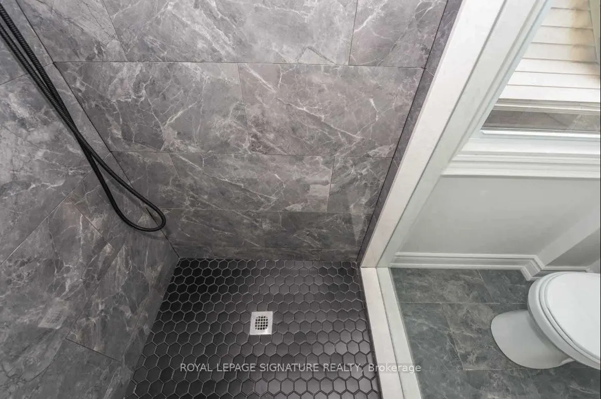 50 Barnesdale Avenue N