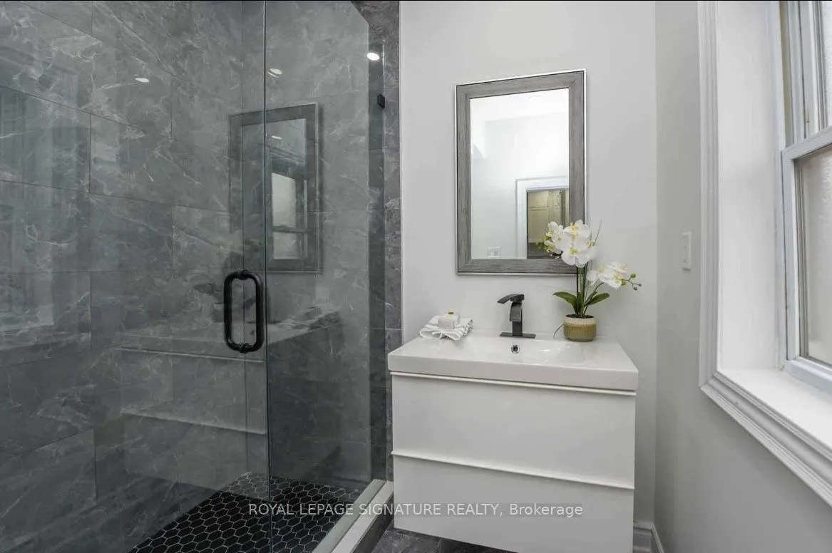 50 Barnesdale Avenue N