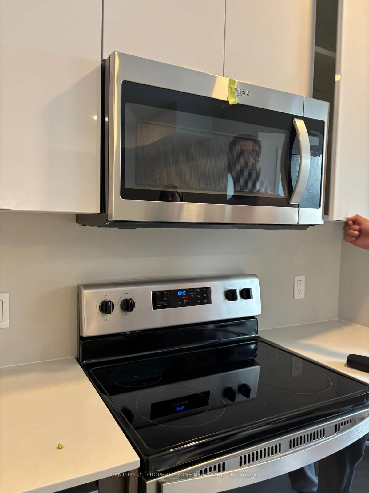 708 Woolwich Street W, #124