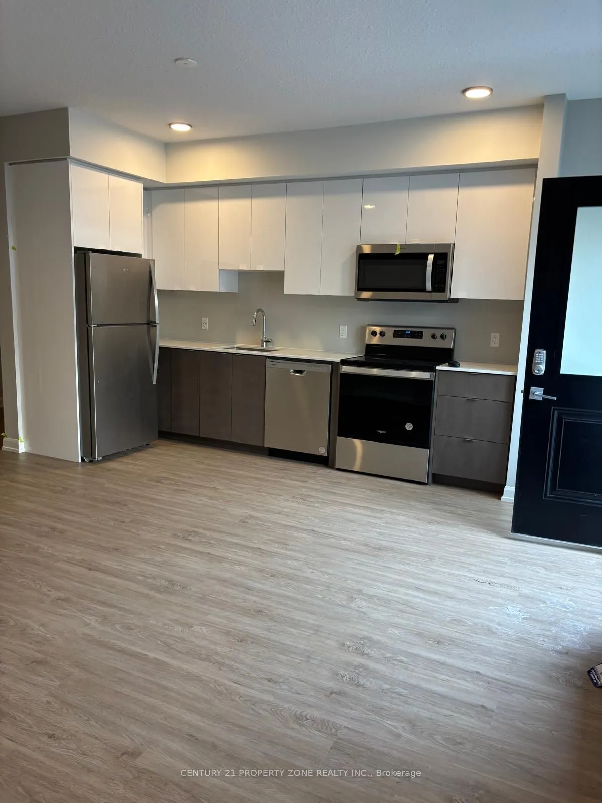 708 Woolwich Street W, #124