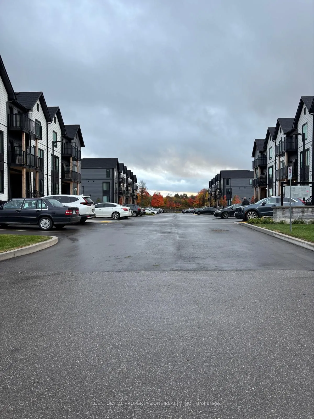 708 Woolwich Street W, #124