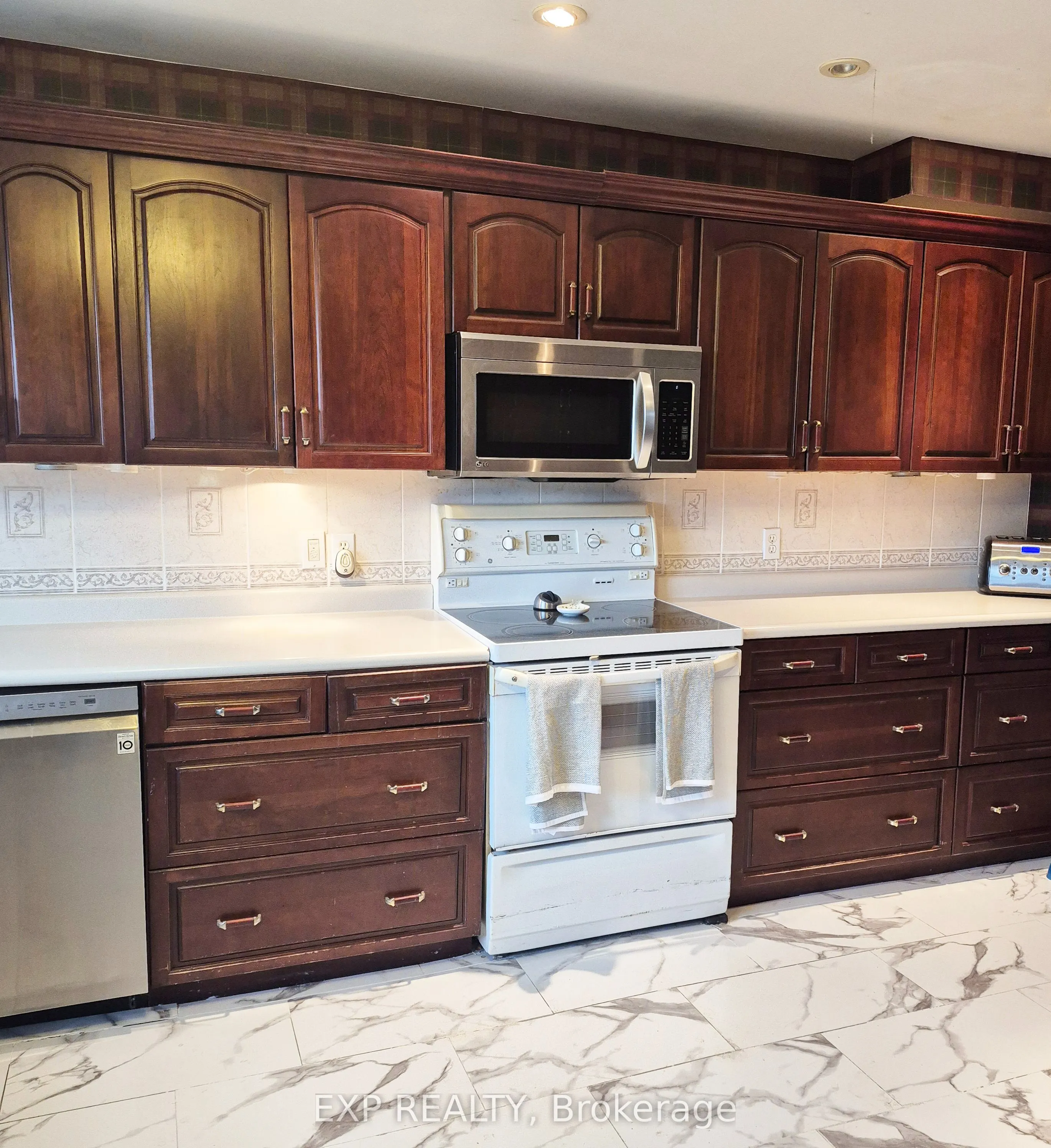 700 Barcovan Beach Road