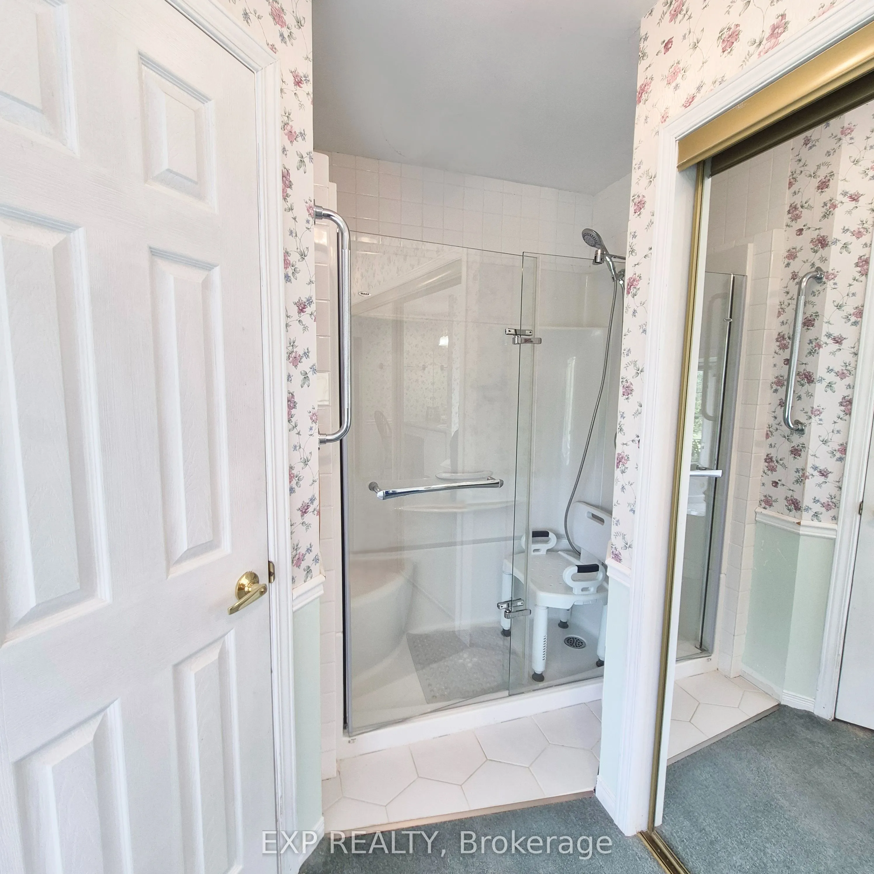 700 Barcovan Beach Road