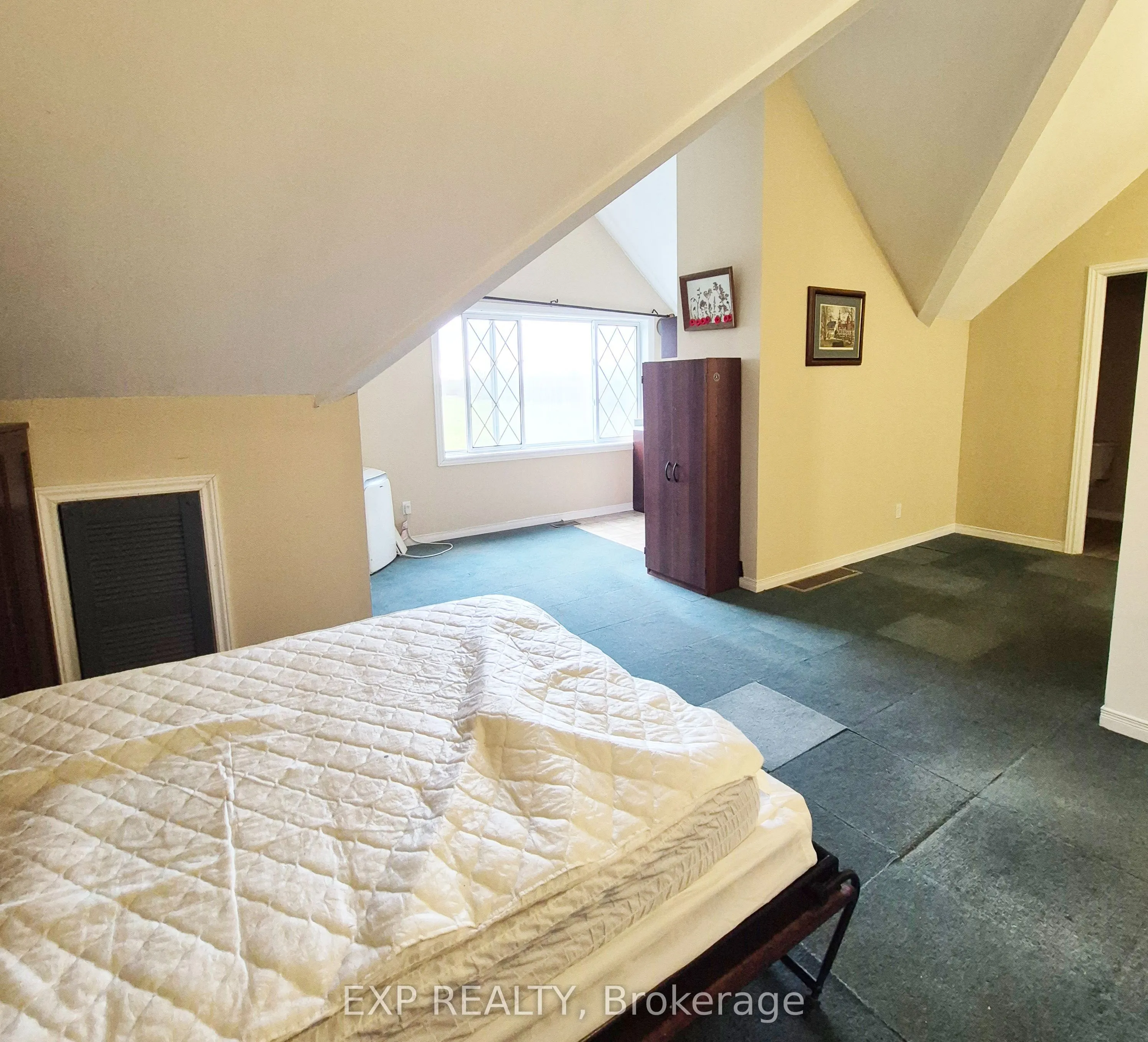 700 Barcovan Beach Road