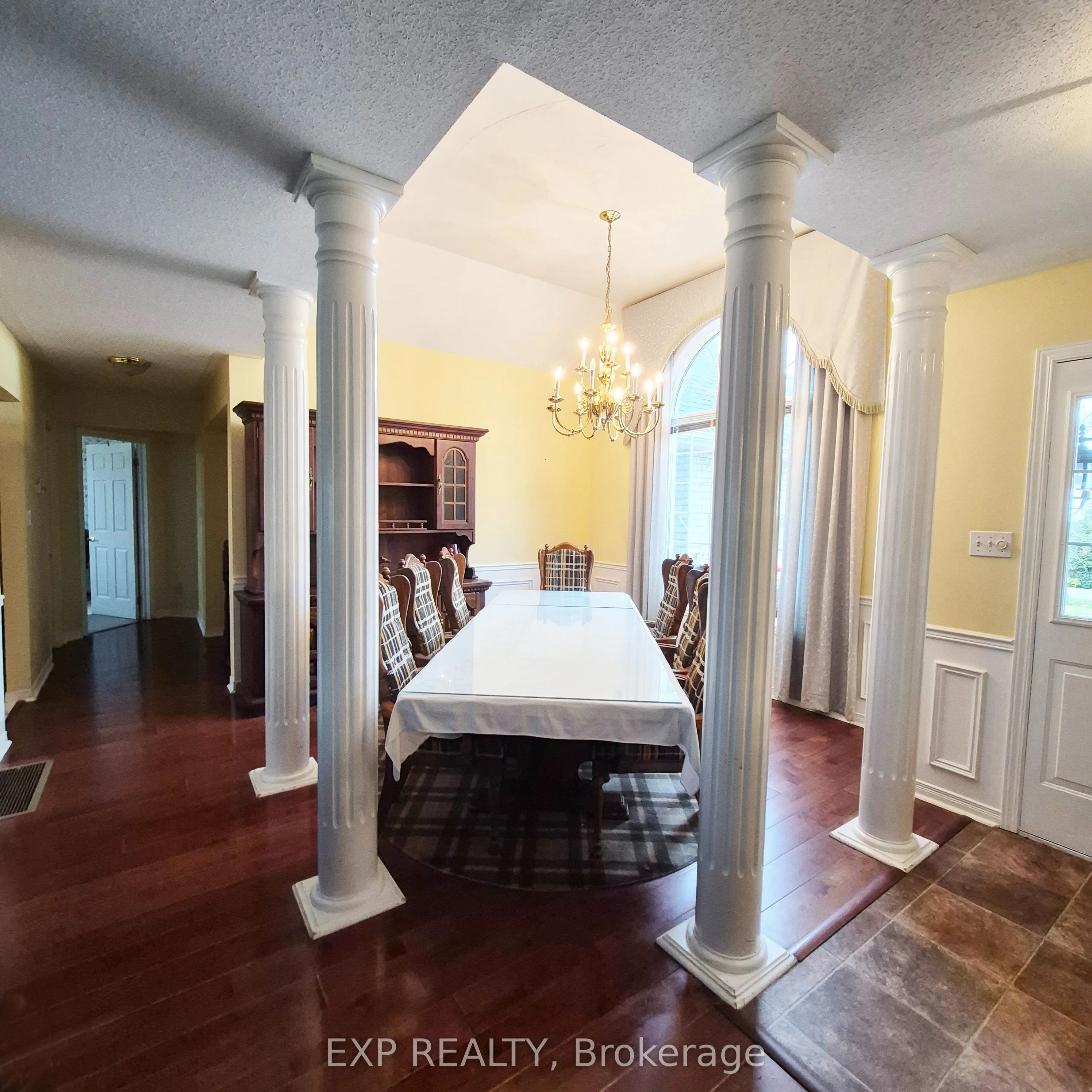 700 Barcovan Beach Road