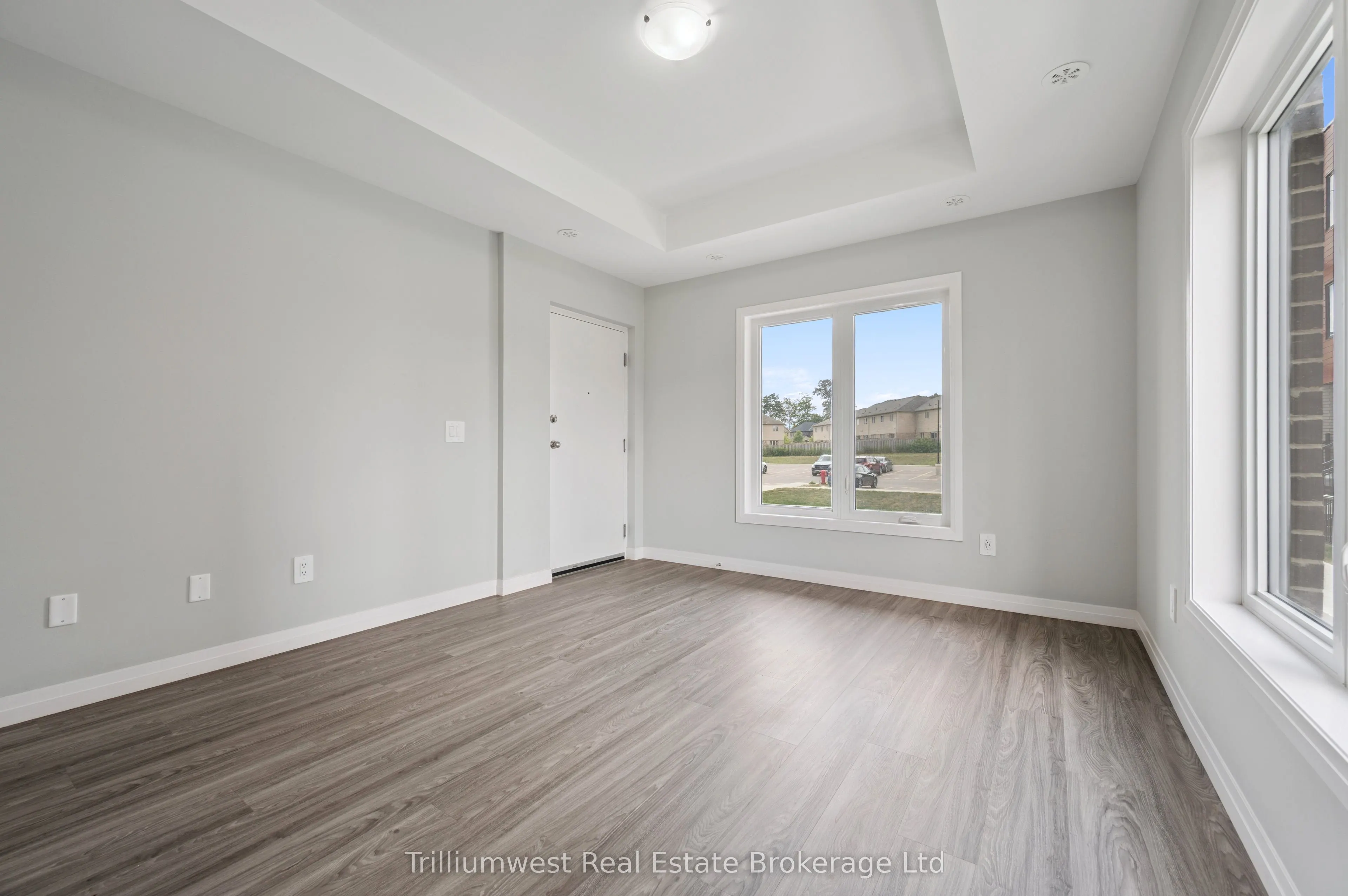 10 South Creek Drive, #34