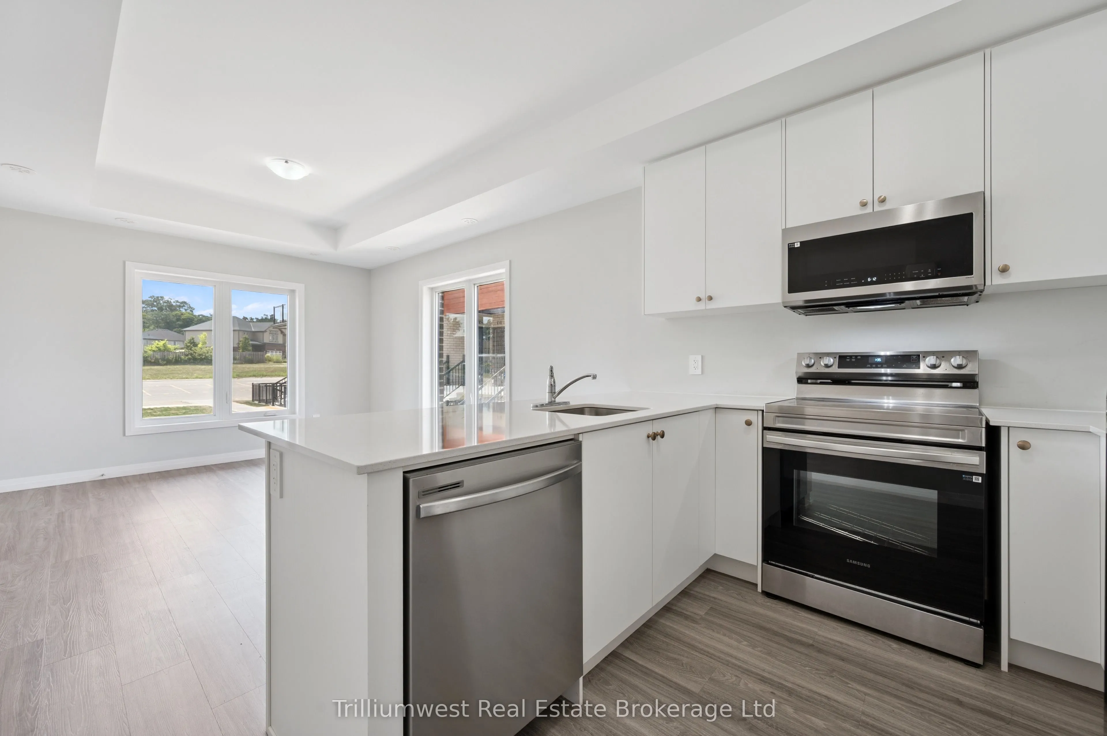 10 South Creek Drive, #34