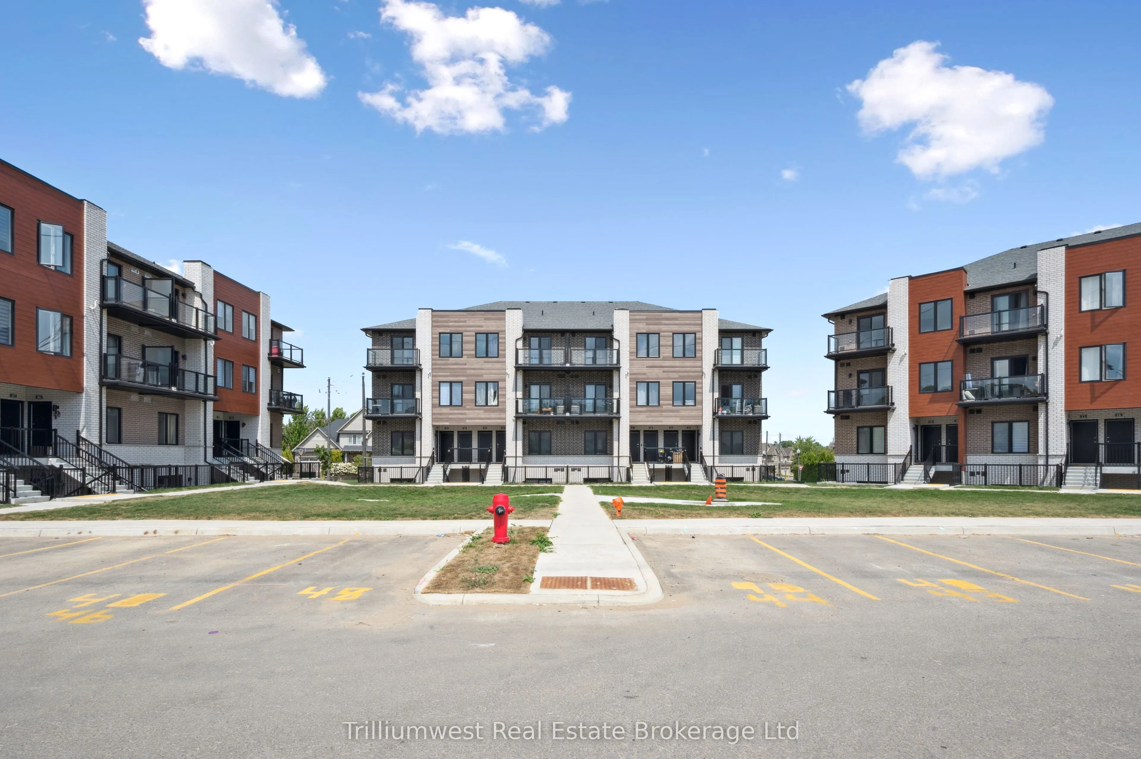 10 South Creek Drive, #34