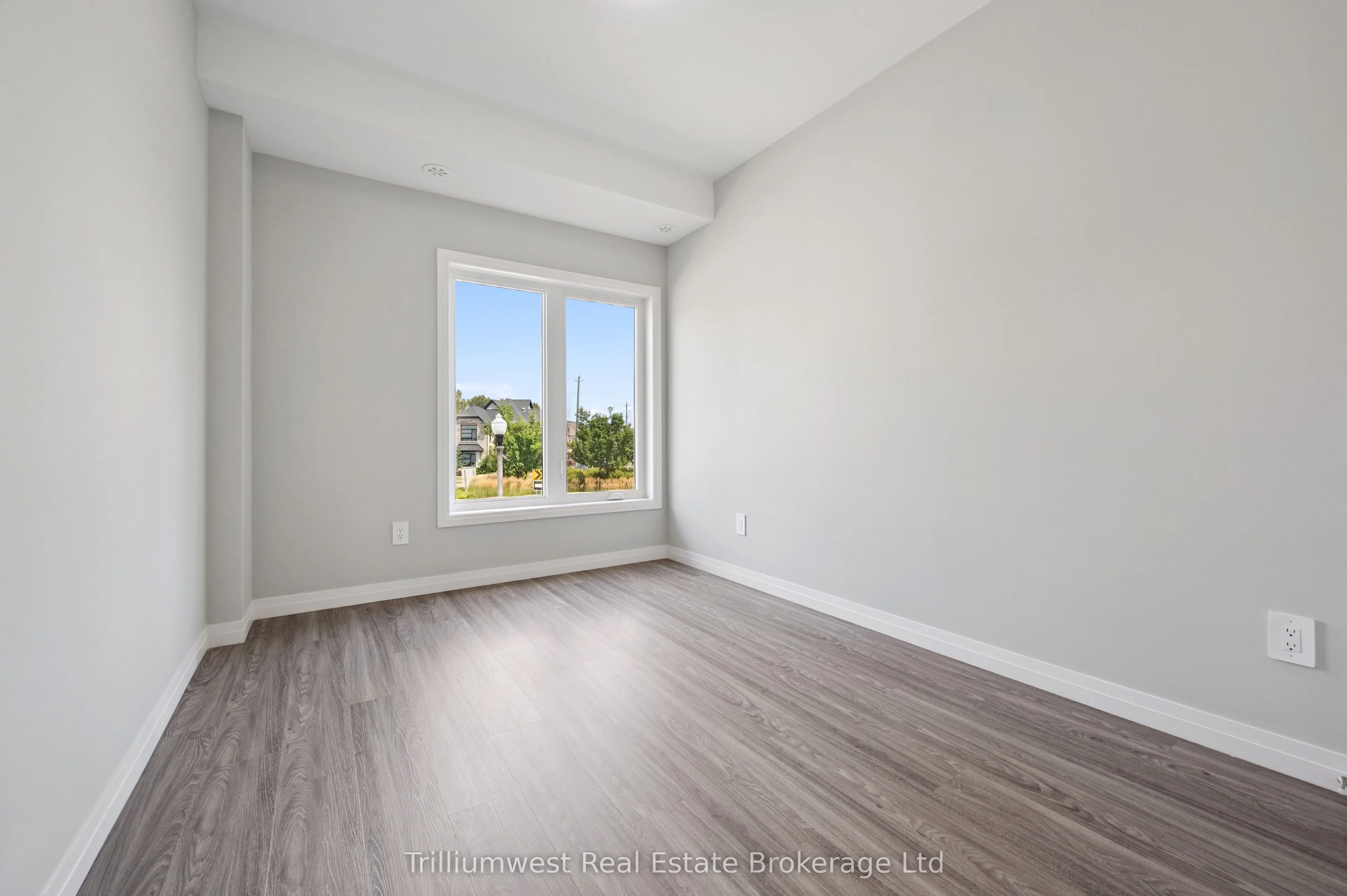 10 South Creek Drive, #34