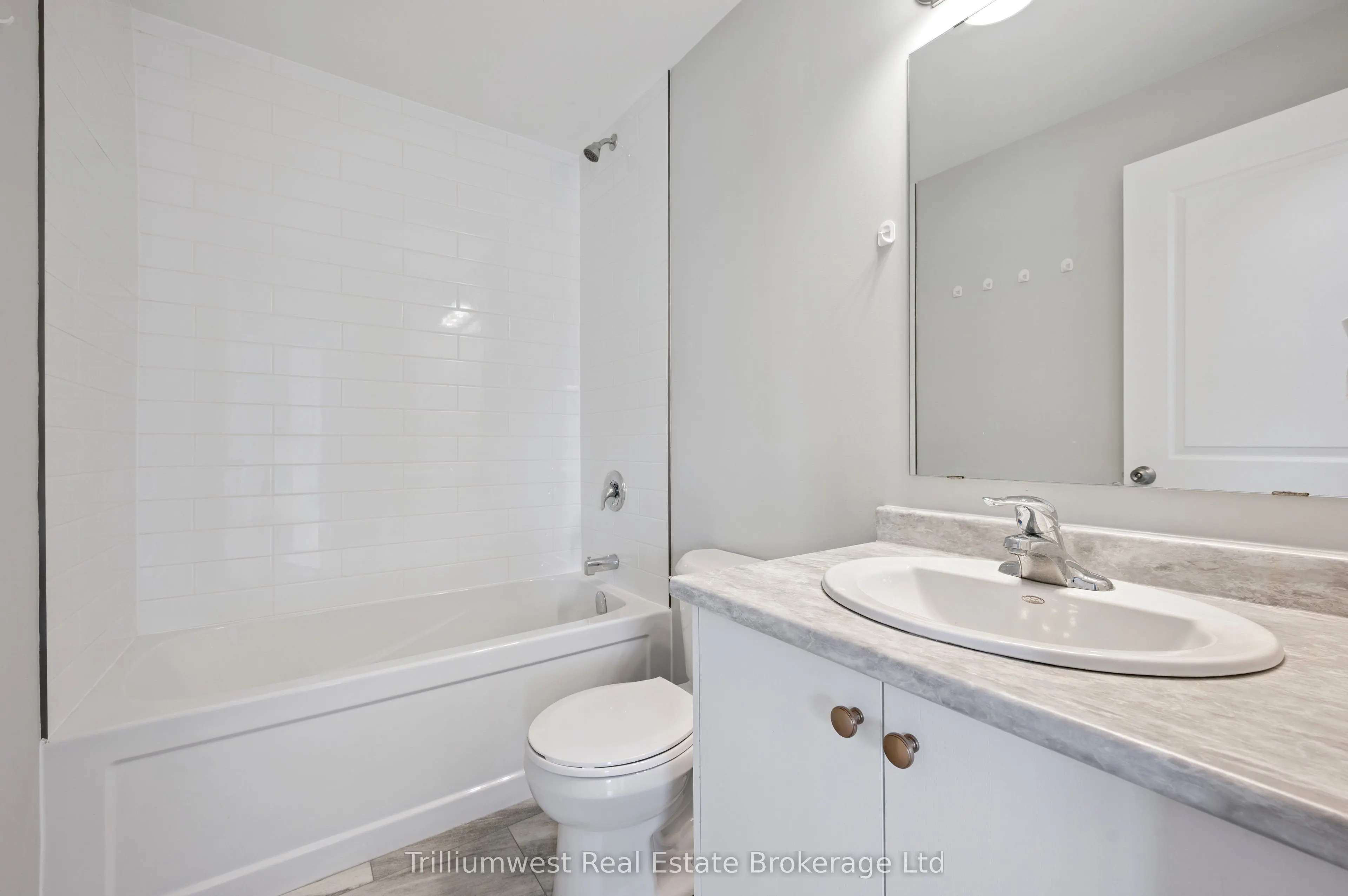 10 South Creek Drive, #34