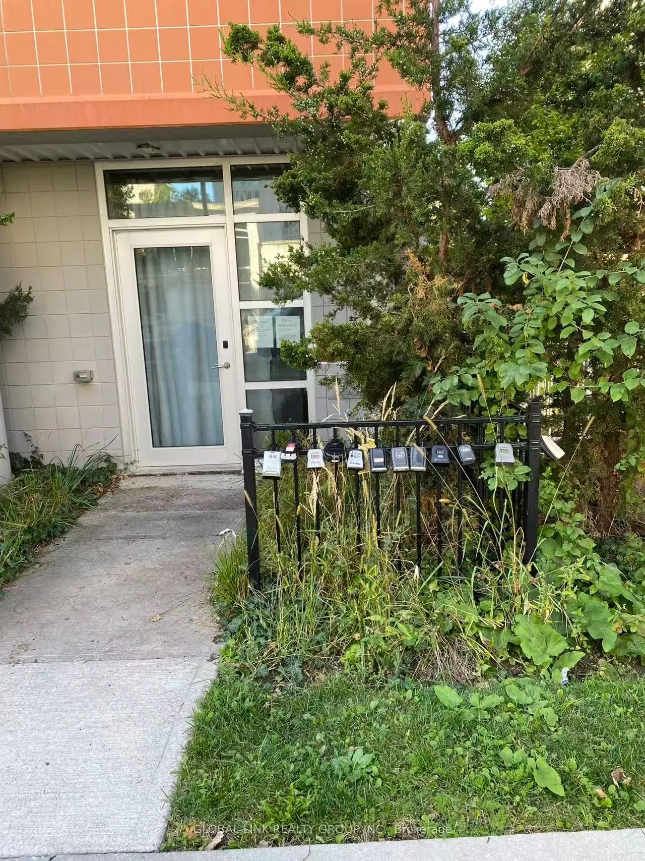 321 Spruce Street, #701