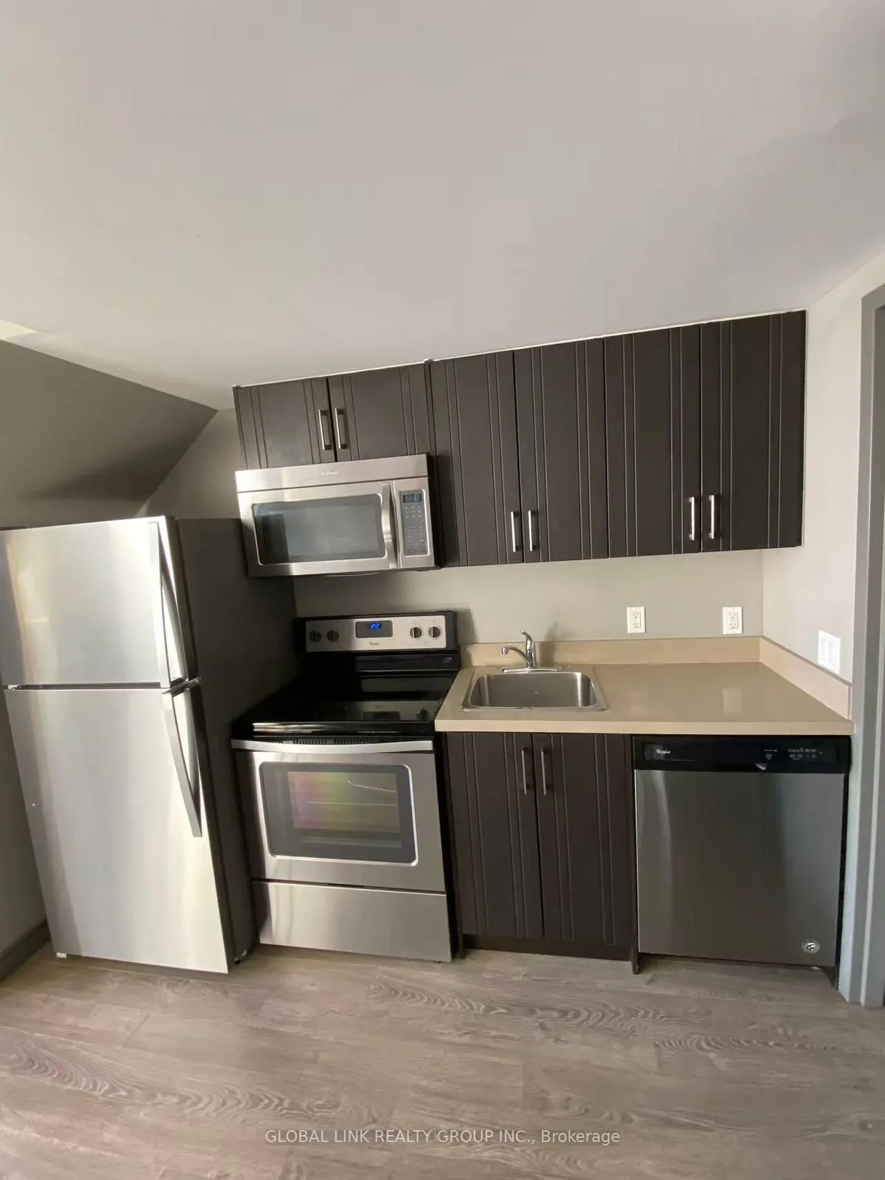 321 Spruce Street, #701