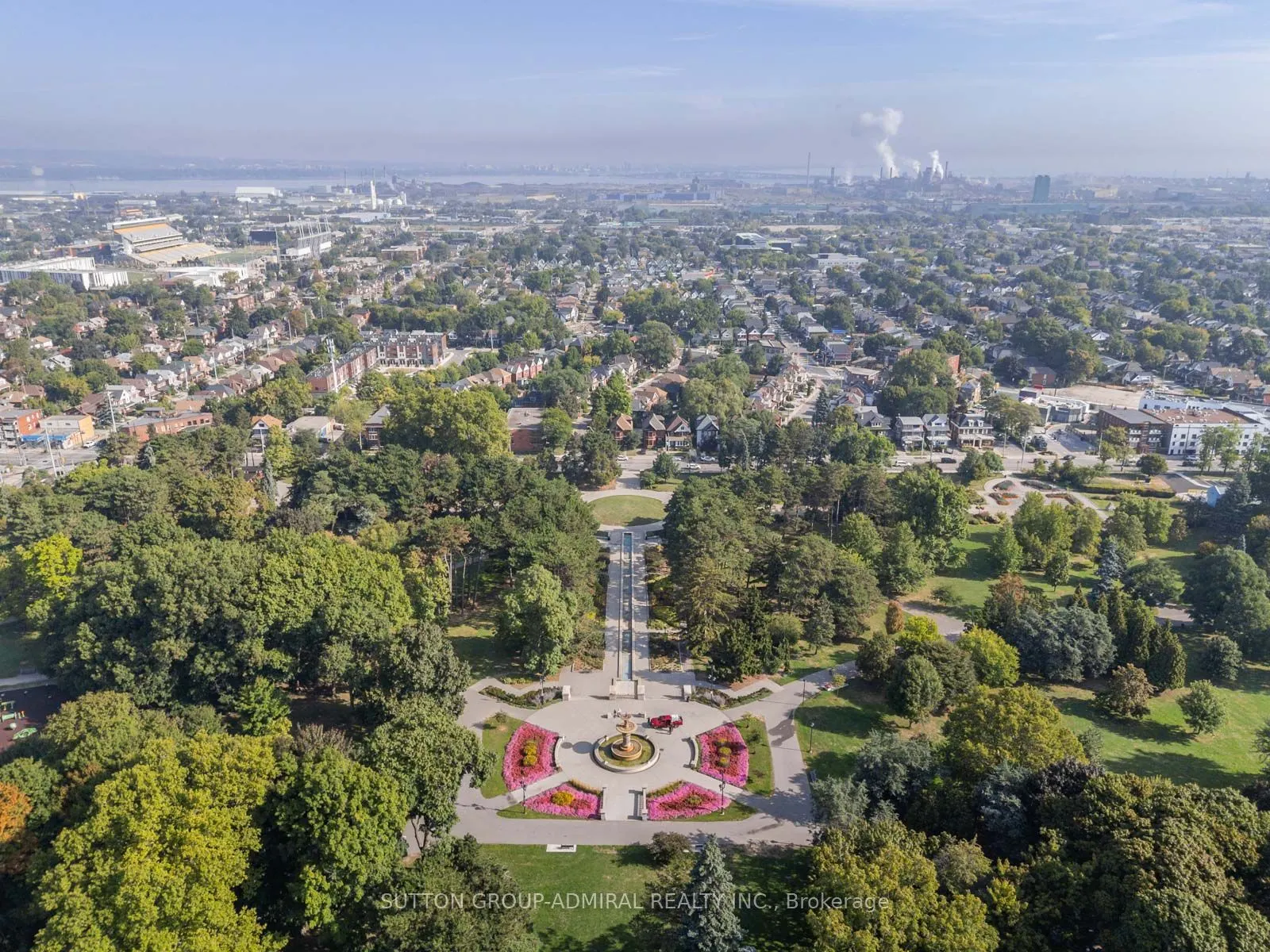 187 Rosslyn Avenue S