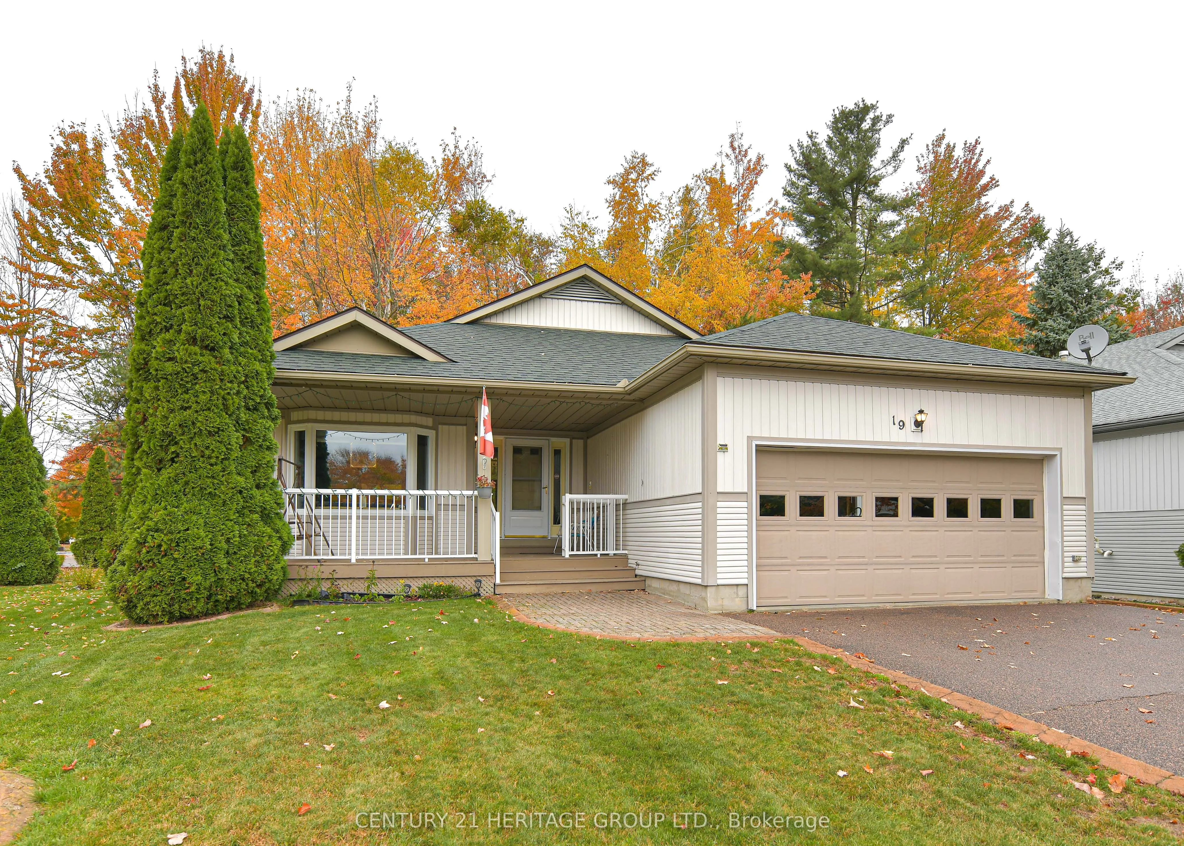 19 Springwood Crescent