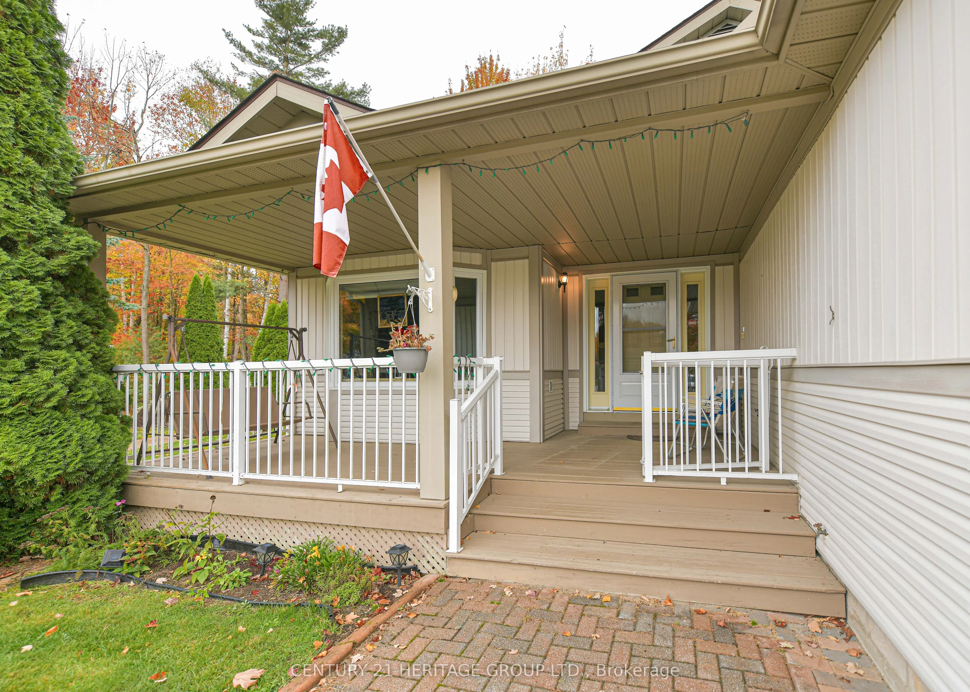 19 Springwood Crescent