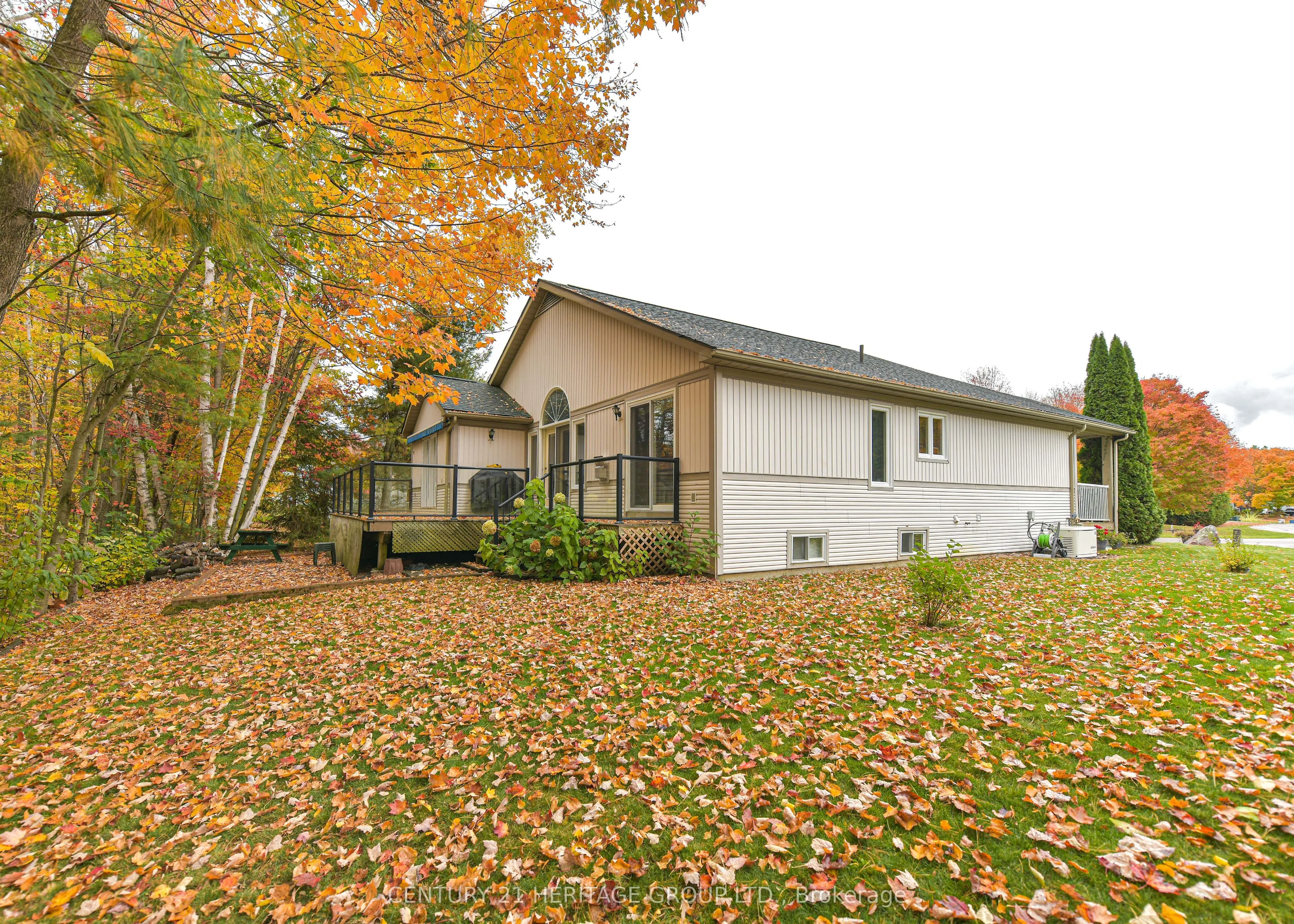 19 Springwood Crescent