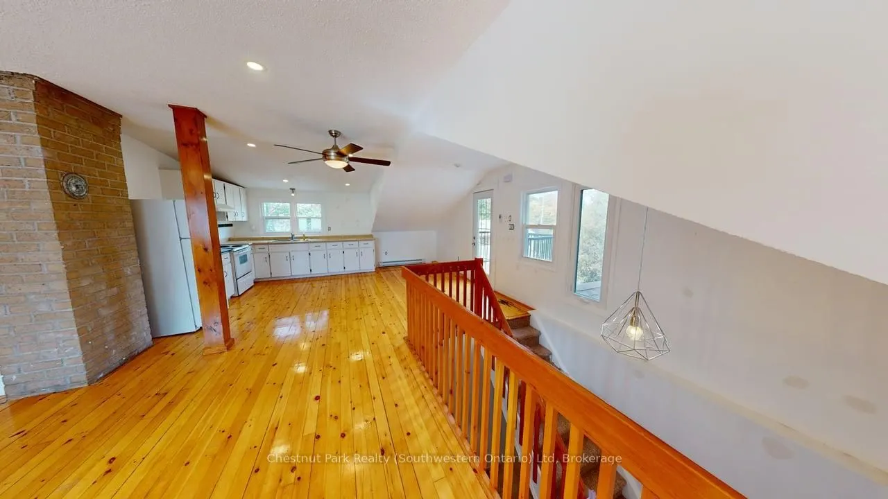 128 Main Street N, #Upper