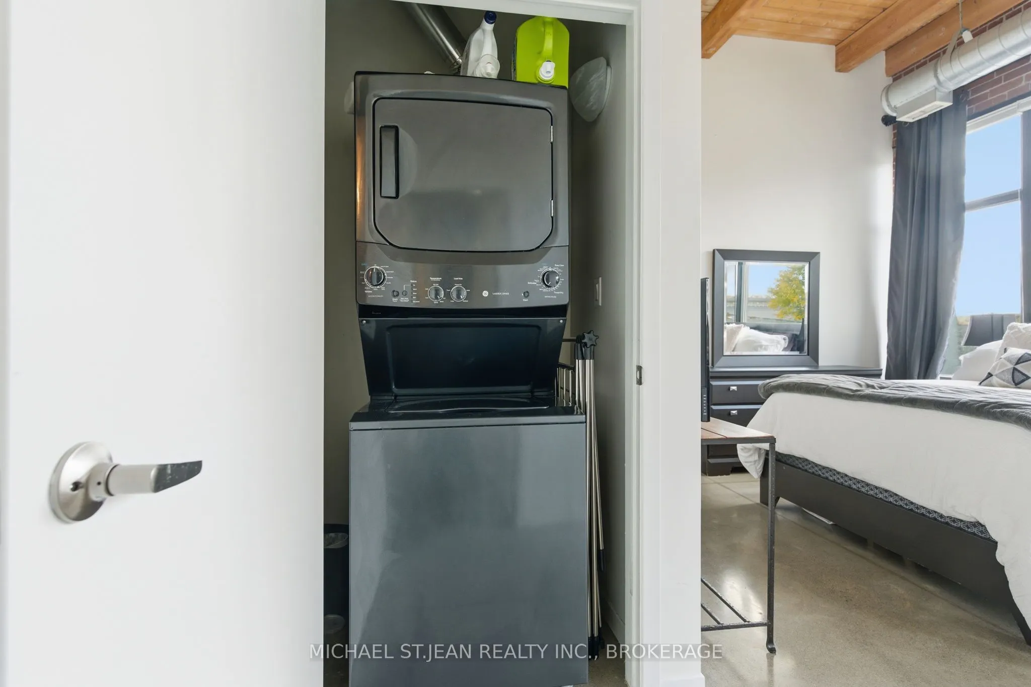 85 Spruce Street N, #203