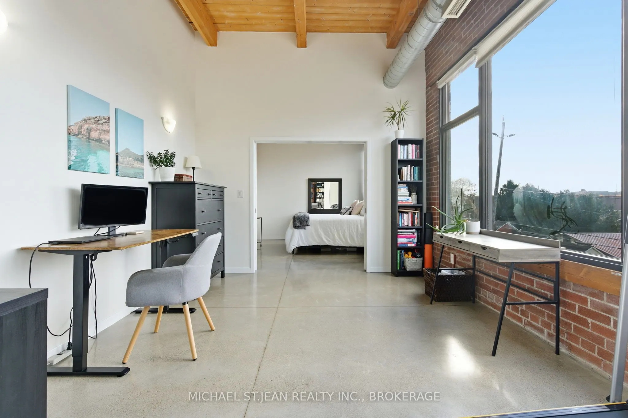 85 Spruce Street N, #203